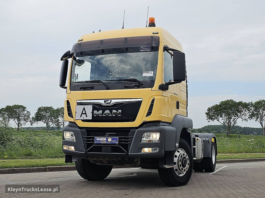 MAN 18.430 TGS 4X4H ALCOA'S PTO+HYD z 2020 roku, ciągnik siodłowy z zagranicy — przód pojazdu