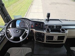 Deska rozdzielcza i stanowisko kierowcy — MAN 18.430 TGS 4X4H ALCOA'S PTO+HYD z 2020 roku
