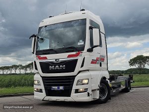 Przód pojazdu — MAN 18.460 TGX z 2017 roku