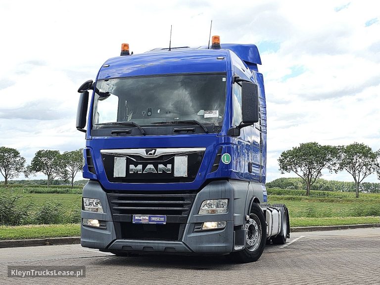 MAN 18.460 TGX z 2019 roku, ciągnik siodłowy z zagranicy — przód pojazdu