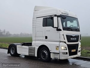 Strona pasażera z przodu — MAN 18.480 TGX z 2014 roku