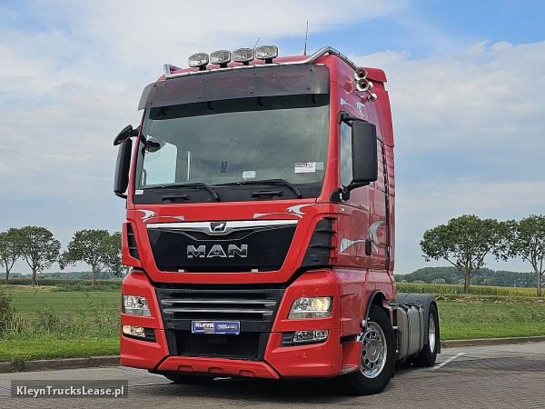 MAN 18.500 TGX FLS 4x2 XXL 2x TANK z 2019 roku, ciągnik siodłowy z zagranicy — przód pojazdu