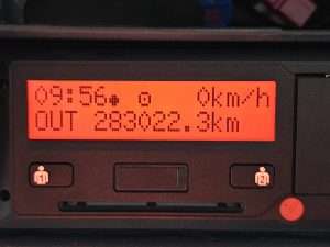 Licznik przebiegu — MAN 26.420 TGS MEILLER AK 16 NT z 2018 roku