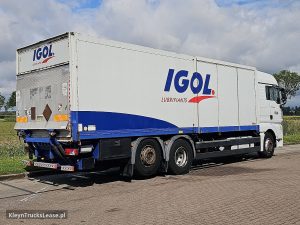 Strona pasażera z tyłu — MAN 26.440 TGX 6X2 TAILLIFT z 2009 roku