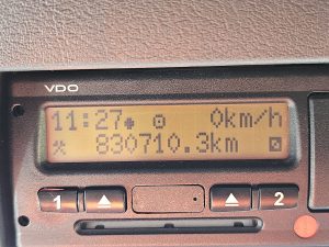 Licznik przebiegu — MAN 26.440 TGX 6X2 TAILLIFT z 2009 roku