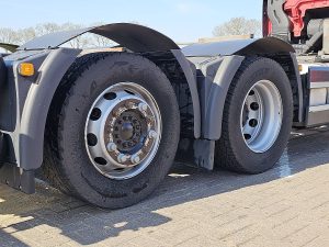 Opony z dobrym bieżnikiem, ujęcie 2 — MAN 26.510 TGX GX 6X2 INTARDER z 2022 roku