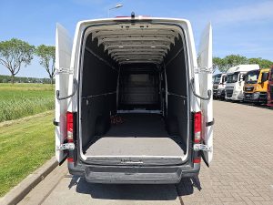 Przestrzeń ładunkowa — MAN TGE 3.140 L5H3 Extralang Nieuw z 2024 roku