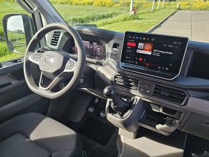 Deska rozdzielcza i stanowisko kierowcy — MAN TGE 3.140 L5H3 ExtraLang Nieuw z 2024 roku