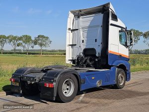 Strona pasażera z tyłu — Mercedes-Benz ACTROS 1832 z 2018 roku