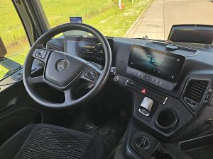 Deska rozdzielcza i stanowisko kierowcy — Mercedes-Benz ACTROS 1843 AS 4X4 ALLRAD PTO+HYDR. z 2020 roku