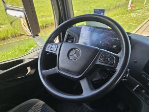 Wyposażenie specjalne wnętrza — Mercedes-Benz ACTROS 1843 AS 4X4 ALLRAD PTO+HYDR. z 2020 roku