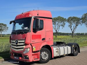 Strona kierowcy z przodu — Mercedes-Benz ACTROS 1845 LS z 2015 roku