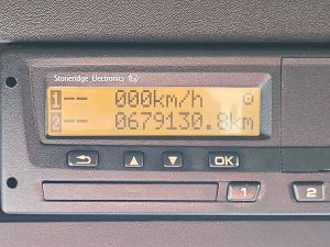 Licznik przebiegu — Mercedes-Benz ACTROS 1845 LS z 2015 roku
