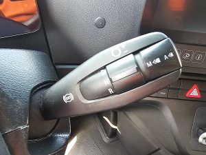 Wyposażenie specjalne wnętrza — Mercedes-Benz ACTROS 1845 LS z 2022 roku