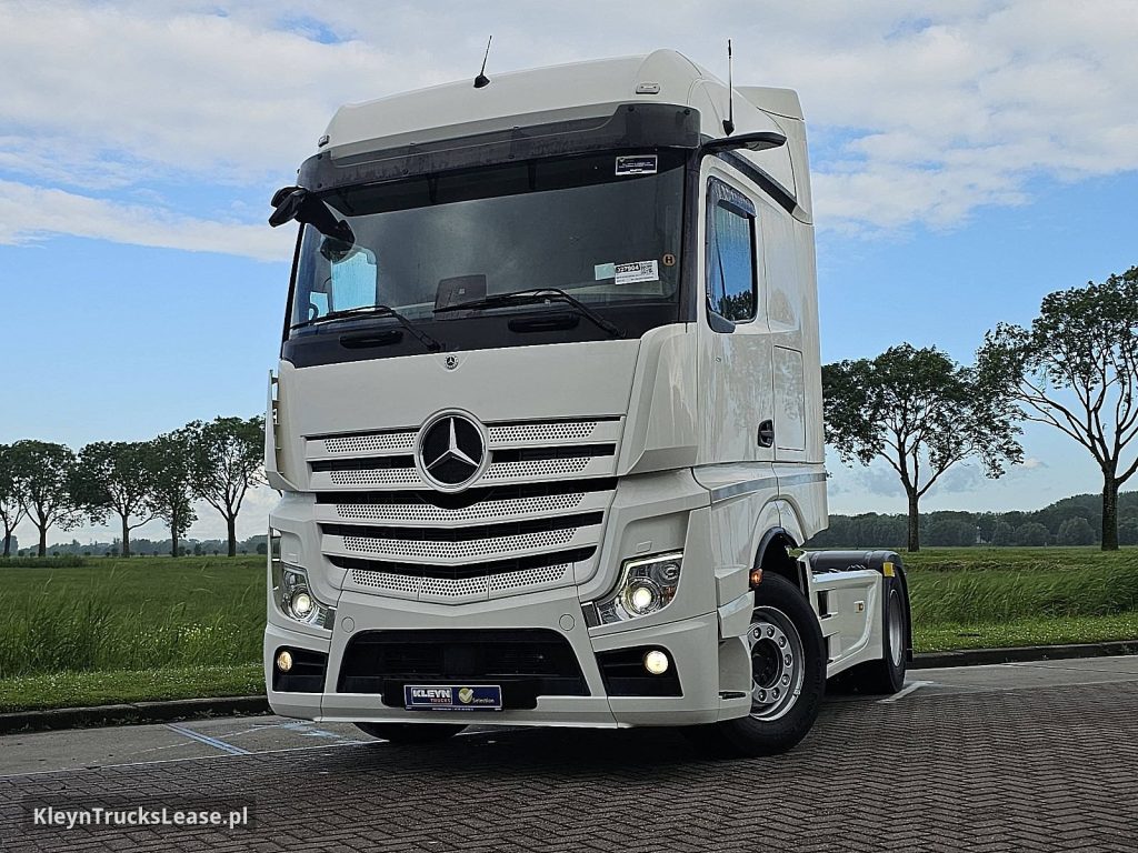 Mercedes-Benz ACTROS 1845 LS BIGSPACE RETARDER z 2021 roku, ciągnik siodłowy z zagranicy — przód pojazdu