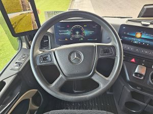 Wyposażenie specjalne wnętrza, ujęcie 5 — Mercedes-Benz ACTROS 1845 LS BIGSPACE RETARDER z 2021 roku