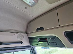 Wyposażenie specjalne wnętrza, ujęcie 2 — Mercedes-Benz ACTROS 1845 LS BIGSPACE RETARDER z 2021 roku