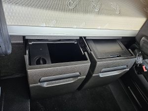 Wyposażenie specjalne wnętrza — Mercedes-Benz ACTROS 1845 LS BIGSPACE RETARDER z 2021 roku