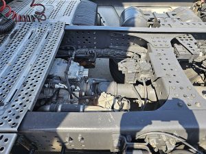 Wyposażenie specjalne — Mercedes-Benz ACTROS 1848 LS MP5 RETARDER XENON z 2020 roku