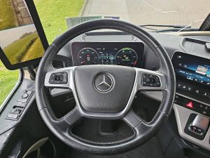 Wyposażenie specjalne wnętrza, ujęcie 3 — Mercedes-Benz ACTROS 1853 LS Bigspace,standklima z 2023 roku