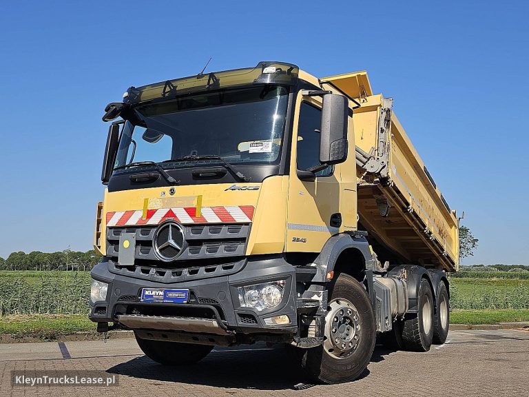 Mercedes-Benz ACTROS 2643 z 2015 roku, wywrotka z zagranicy — przód pojazdu