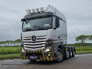 Przód pojazdu — Mercedes-Benz ACTROS 4158 SLT 180T TURBORETAR. z 2015 roku