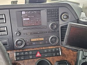 Wyposażenie specjalne wnętrza, ujęcie 5 — Mercedes-Benz ACTROS 4158 SLT 180T TURBORETAR. z 2015 roku