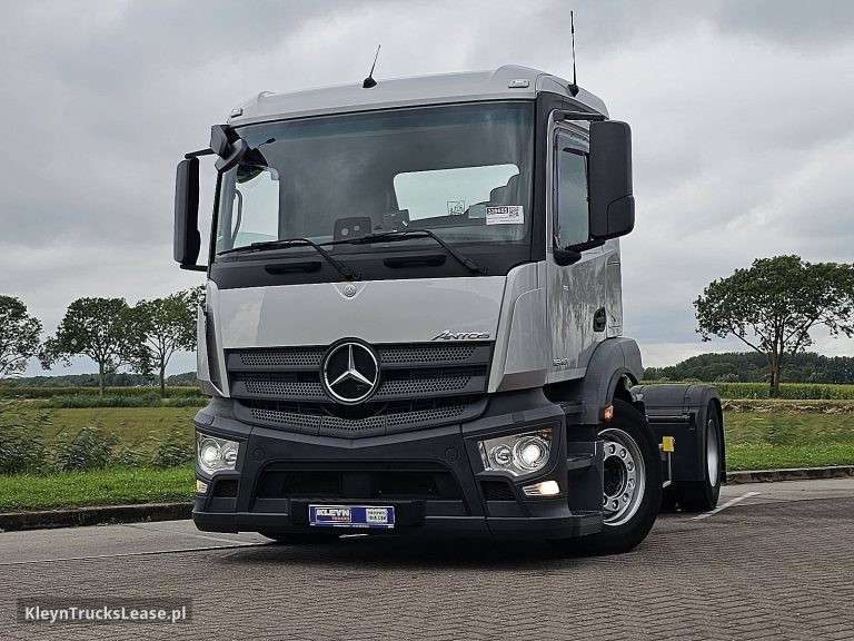 Mercedes-Benz ANTOS 1840 SHORT CAB XENON 304T z 2018 roku, ciągnik siodłowy z zagranicy — przód pojazdu