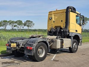 Strona pasażera z tyłu — Mercedes-Benz AROCS 1843 AROCS 2043 AS z 2020 roku