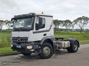 Strona kierowcy z przodu — Mercedes-Benz AROCS 1846 z 2018 roku