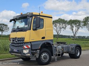 Strona kierowcy z przodu — Mercedes-Benz AROCS 2043 AS 4X4 ALLRAD z 2020 roku