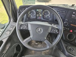 Wyposażenie specjalne wnętrza, ujęcie 3 — Mercedes-Benz AROCS 2043 AS 4X4 AS ALLRAD z 2018 roku