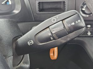 Wyposażenie specjalne wnętrza, ujęcie 3 — Mercedes-Benz AROCS 3248 8X4 FULL STEEL z 2016 roku
