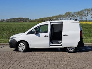 Wyposażenie specjalne — Mercedes-Benz CITAN 110 CDI 2xZijdeur Mbux Long! z 2022 roku