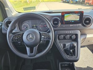 Deska rozdzielcza i stanowisko kierowcy — Mercedes-Benz CITAN 110 CDI 2xZijdeur Mbux Long! z 2022 roku