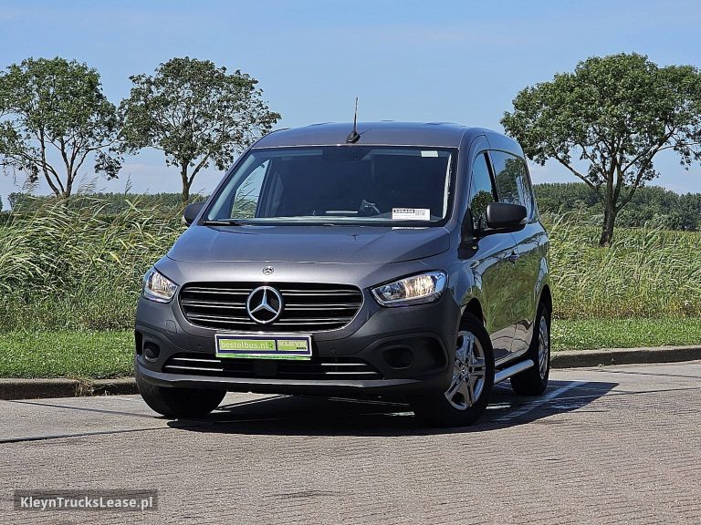 Mercedes-Benz CITAN 110 CDI ac carplay EURO6 z 2022 roku, blaszak z zagranicy — przód pojazdu