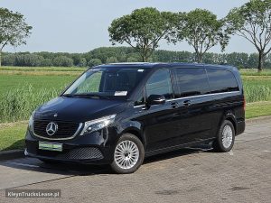 Strona kierowcy z przodu — Mercedes-Benz EQV 300 L3 XL 7-Pers 90 kWh z 2022 roku