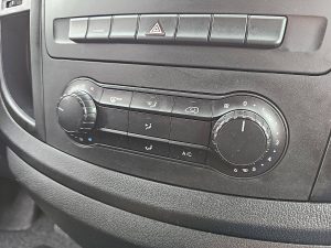 Wyposażenie specjalne wnętrza, ujęcie 2 — Mercedes-Benz EVITO 66Kwh Wltp 292 kms z 2022 roku