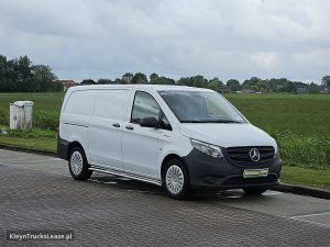 Strona pasażera z przodu — Mercedes-Benz EVITO 66Kwh Wltp 292 kms z 2022 roku