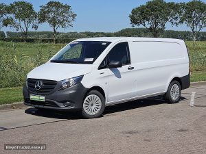 Strona kierowcy z przodu — Mercedes-Benz EVITO L3 XL 280KM WLTP z 2024 roku