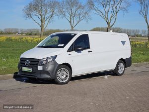 Strona kierowcy z przodu — Mercedes-Benz EVITO XL Vebabox 60 kWh z 2024 roku