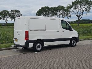 Strona pasażera z tyłu — Mercedes-Benz SPRINTER 211 ac carplay EURO6 z 2022 roku