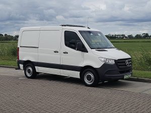 Strona pasażera z przodu — Mercedes-Benz SPRINTER 211 ac carplay EURO6 z 2022 roku