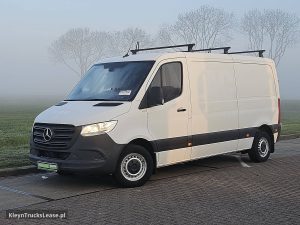 Strona kierowcy z przodu — Mercedes-Benz SPRINTER 211 L2H1 Euro6 Mbux AC! z 2021 roku