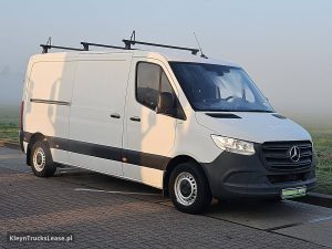 Strona pasażera z przodu — Mercedes-Benz SPRINTER 211 L2H1 Euro6 Mbux AC! z 2021 roku