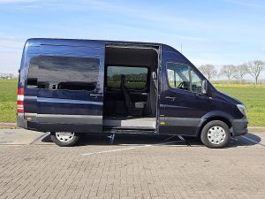 Drzwi boczne przestrzeni ładunkowej — Mercedes-Benz SPRINTER 213 ac 9-pers EURO6 z 2016 roku