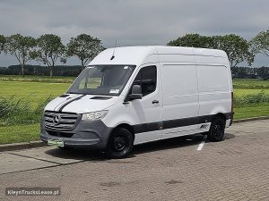 Strona kierowcy z przodu — Mercedes-Benz SPRINTER 214 CDI AUT. L2H2 z 2020 roku
