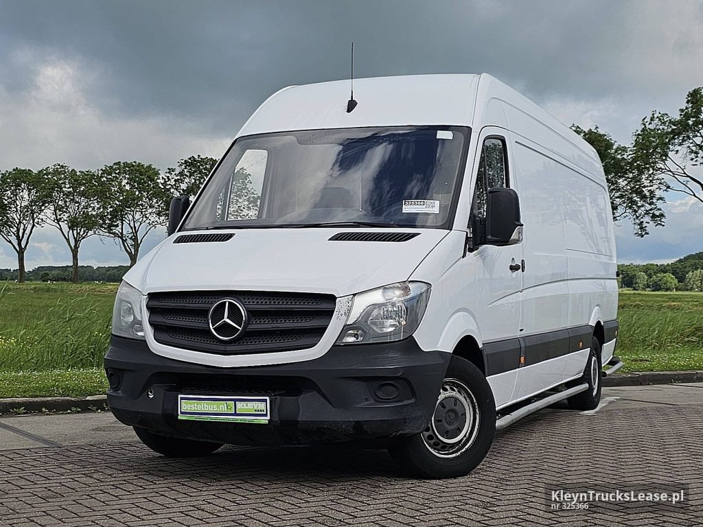 Mercedes-Benz SPRINTER 310 L3H2 Maxi Automaat z 2014 roku, blaszak z zagranicy — przód pojazdu