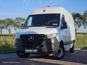 Przód pojazdu — Mercedes-Benz SPRINTER 311 L2H2 MBUX10  RWD z 2024 roku
