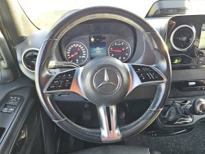 Wyposażenie specjalne wnętrza, ujęcie 3 — Mercedes-Benz SPRINTER 311 L2H2 MBUX10  RWD z 2024 roku